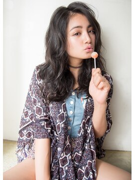 アズーア ヘアーアンドスパ(azure hair&spa) ロングトレンドウェーブ/モード