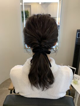 アールサロン アオヤマ(Rr SALON AOYAMA) やるポニーアレンジ