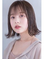 Siena   アッシュベージュ×外ハネミディ　渋谷