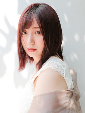 ピークアブー 銀座並木通り(PEEK-A-BOO) 【チェリーレッドカラーの外ハネボブ】艶感 エイジレスカラー