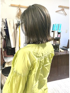 ヘアーアンドアトリエ マール(Hair&Atelier Marl) 【Marl】オリーブグレージュカラー×切りっぱなしボブ