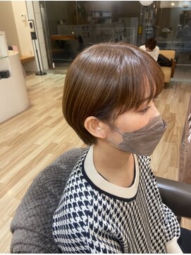 アカラ ヘアー akala hair ショートボブ