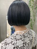 テトヘアー(teto hair)&nbsp;ミニボブ、切りっぱなしボブ、ネイビーカラー、ブルーブラック