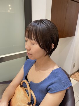 コムズアイ(COM'S/i) ショートボブショートカット顔まわりレイヤー顔まわりカット