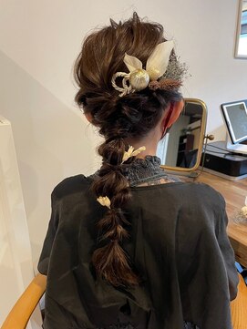 プリュム(Plume.) 結婚式参列ヘアアレンジ