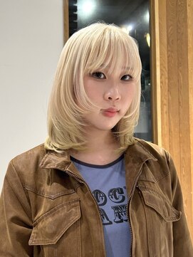 モニカ(MONIQA) 【抜きっぱなしブロンド】ブリーチデザインカラー