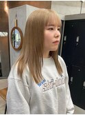 ミルクティーベージュ切りっぱなしミディアム