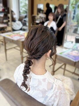 フォルテ 藤枝エピ店 ふわふわ大人可愛い編みおろしスタイル