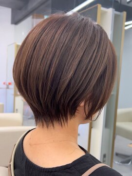 オーロ Costa西宮北口(ORO) 20代30代40代50代斜めバンググレージュカラーシルキーベージュ