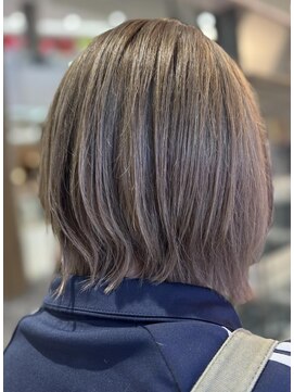 ビューティーマーケット アングゥ イオンモール名取(BEAUTY MARKET ungu) ミルクティーベージュ