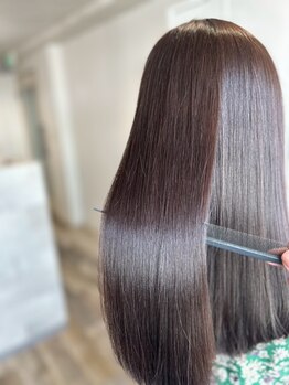 イルミナカラーをお手頃価格でご提供◎おしゃれを楽しみたいけど、髪のダメージが気になる方にオススメ！