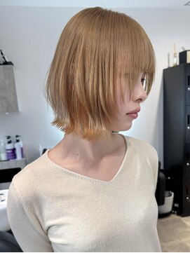 ホープ(hope) 10代20代に人気 ハイトーンベージュ×レイヤーボブ 茶屋町