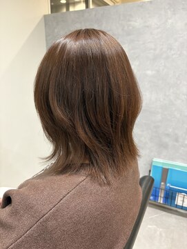 ガーベラ(gerbera) 明るめベージュカラー