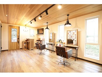ルーミー(roomy)の写真/《キメ過ぎないけどお洒落に見える》小顔に見えるようカット。ざっくり伝えるだけでもきちんとカタチに