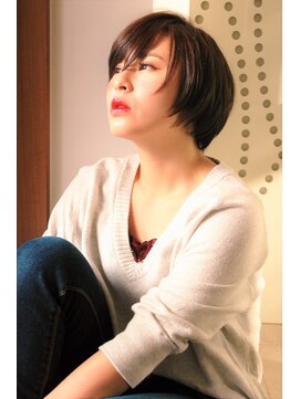 アーブ(hair and make urb) 艶髪大人ショートボブ