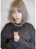 20代30代ミニボブハイトーン ミルクティーベージュ前髪エクステ