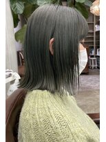 ザ デイ(THE DAY)&nbsp;オリーブグリーンカラーとボブ