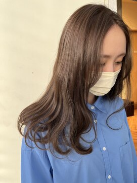 ジーナ 福岡天神(Zina) natural beige