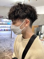 波巻きパーマメンズパーマメンズヘアツーブロックツイストパーマ