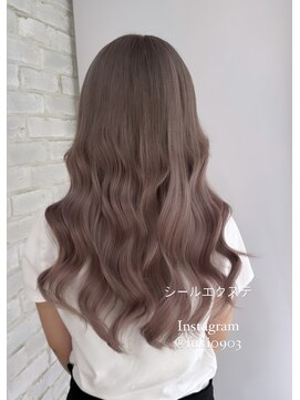 リゼル シブヤ(RISEL SHIBUYA) シールエクステでショートからロングベージュヘア