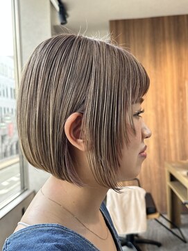 ココ(qoqo) ミニボブ　顔周りレイヤー