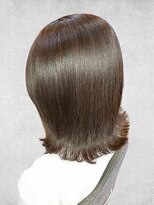 ヴィータ ヘア デザイン(Vita Hair Design)&nbsp;天使の羽バング重めボブ外ハネ肩まで艶感透明感トレンディ韓国