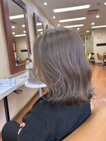 パルティール(Partir)&nbsp;明るめグレージュで叶える、柔らか透明感カラー