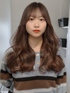 サンクプロジェクト(cinq PROJECT) 赤みを消してくれるくすみ感が人気のミルクティーベージュカラー