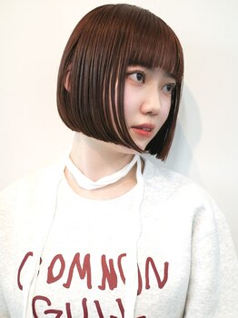 ピロ(piilo)の写真/piiloのカットであなたらしい魅力を表現！お顔の印象を左右する1mm単位でこだわる前髪、顔まわりレイヤー!