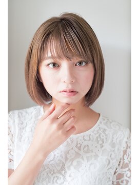 ヘアサロン ガリカ 表参道(hair salon Gallica) 大人可愛い 小顔 ボブ  シルクベージュ
