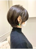 30代向け小顔に見えるショート