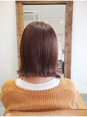 切りっぱなしボブ×ベージュ