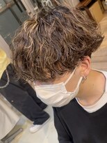 グッドタイムエフティフィフス 横浜西口(GoodTimes ft.fifth)&nbsp;波巻きスパイラルパーマメンズマッシュツイストスパイラルパーマ