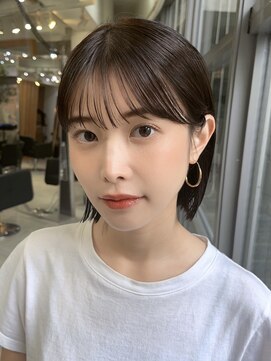 メゾンアクア 表参道(Maison ACQUA) ＋切りっぱなしボブルフ/黒髪ネビージュ/小顔ワンレン/縮毛矯正