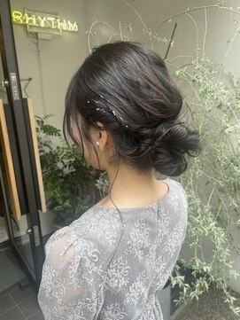 リズム(RHYTHM) アレンジ × ルーズヘア