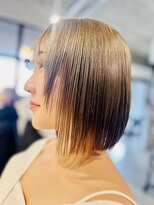 ストロベリーR.&nbsp;ハイトーンカラー♪オリーブベージュカラー♪ぱっつんボブ♪