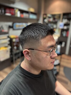 グロウヘアワークス(grow hair works) さっぱりスキンフェード