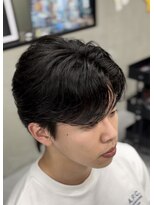 バジー バイ ディーアンドティー(Buzzy by D&T)&nbsp;毛流れセンターパート