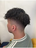 ツイストパーマ× フェード