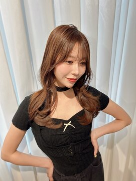 ユーフォリア 渋谷グランデ(Euphoria SHIBUYA GRANDE) ハニーベージュ　ブラウンベージュ　ブリーチなしカラー　YUKI