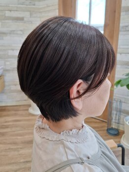 マナ(Mana)の写真/徹底カウンセリング×オーダーメイドで小顔魅せを叶えるショート・ボブや再現性の高いスタイルをご提案♪