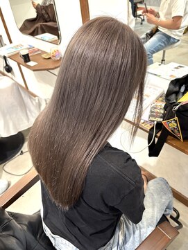 ルイ(ROUIS produced by LUCK 津田沼) ROUIS 津田沼 ハイトーングレージュ