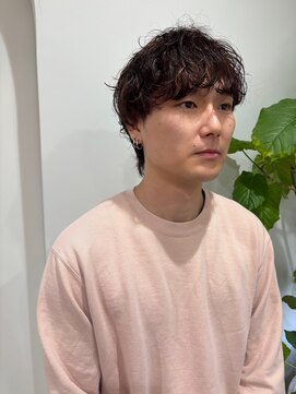 ルッツ(Lutz) ざっくりウエーブ　ナチュラルスタイル