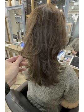 マインバイアフロートギンザ(MYNE by AFLOAT GINZA) レイヤーカット