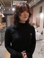 ピュー(Piu-)&nbsp;【レイヤーパーマ/渥美怜子】ミディアムヘア/ウェーブ