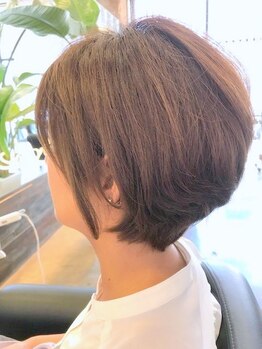 ヘアーデザイン ベリス(hair design bellis)の写真/ベテランオーナースタイリストがマンツーマン施術★髪質や骨格を見極めお客様に合うスタイルを提案します！