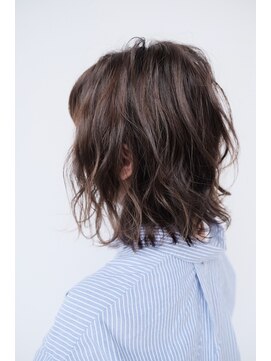 ピントヘアーワークスソウコ(PINT HAIR WORKS SOKO) 伸ばしけ ミディアムボブ グレージュ