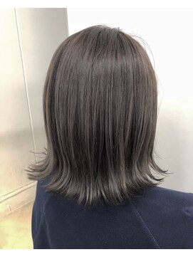 ナンバースリー 溝の口店(Number Three) 外ハネプラチナベージュ☆【N°3hair lounge溝の口】