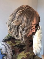 リアン(Lian)&nbsp;シルバーアッシュグラデーション