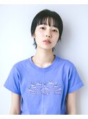 暗髪マッシュショート